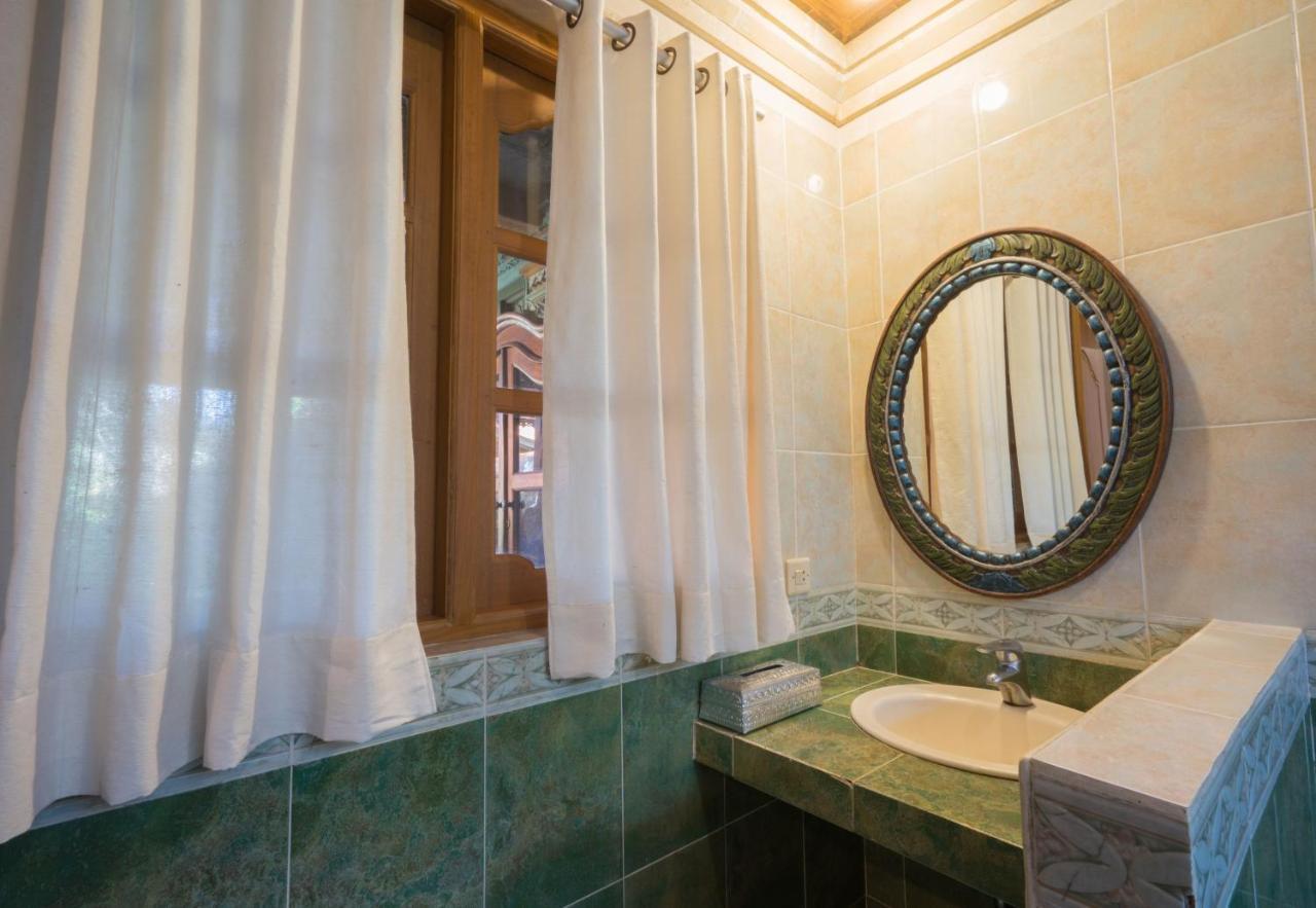 Sania'S House Hotel Убуд Екстериор снимка